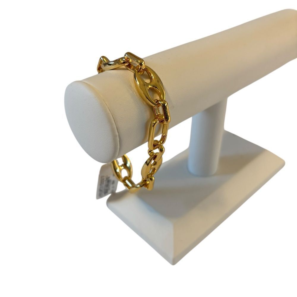 Bright Gold Toned Chain Link Bracelet. Very Sharp Looking. - Picture 3 of 5